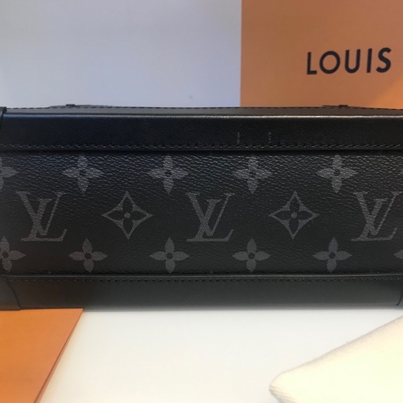Louis Vuitton Soft Trunk - Picture 5 of 6